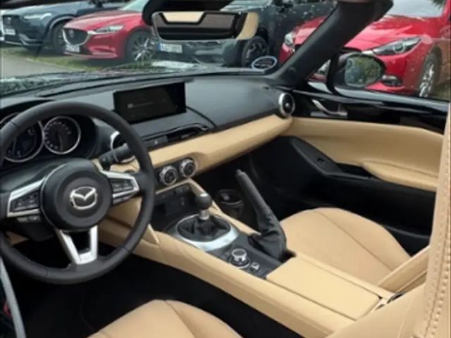 Mazda MX-5 SkyActiv