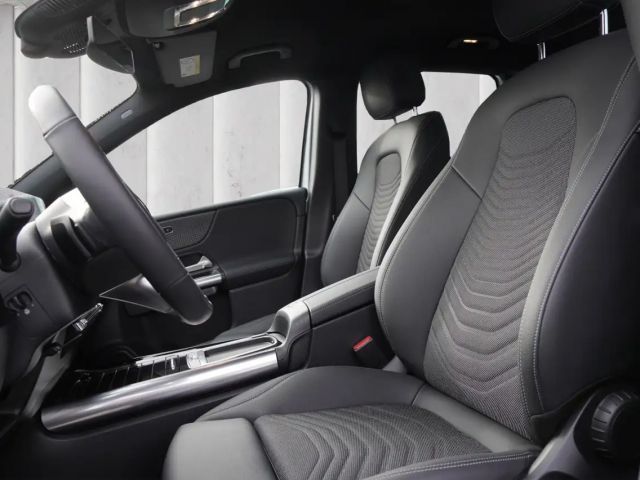 Mercedes-Benz B 180 Progressive