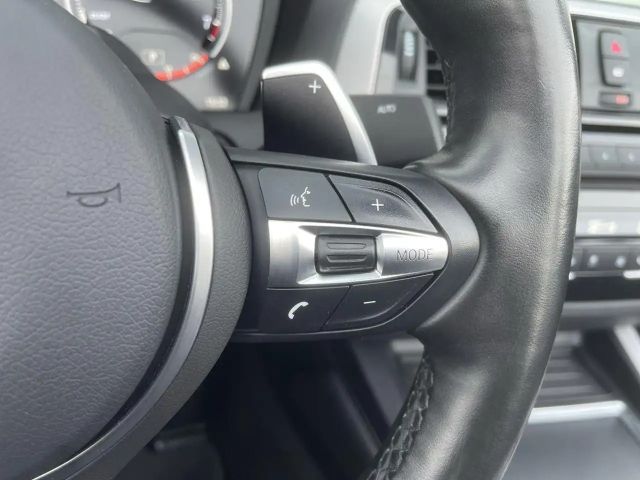 BMW 220 220i Cabrio M-Sport