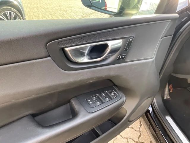 Volvo XC60 Bright Plus