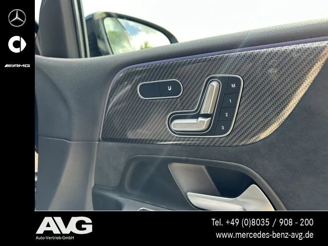 Mercedes-Benz B 180 AMG Line B 180 d