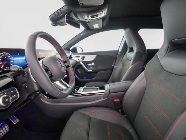 Mercedes-Benz A 200 A 200 d Hatchback