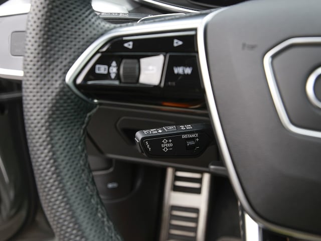 Audi S6 Avant Quattro