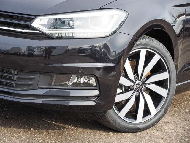 Volkswagen Touran 1.5 TSI DSG Highline