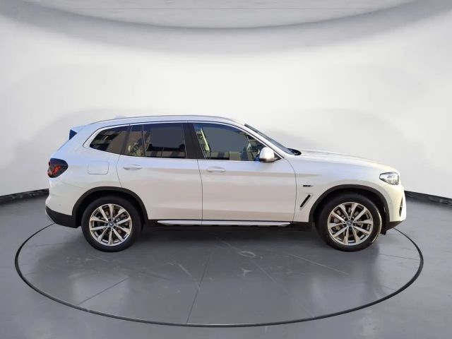 BMW X3 xDrive30e