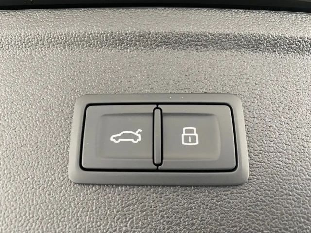 Audi A3 30 TFSI Sedan