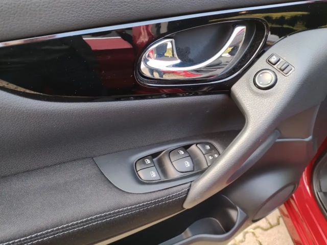 Nissan Qashqai Zama Autom PANO Navi KLIMA Sitzhzg Kamer