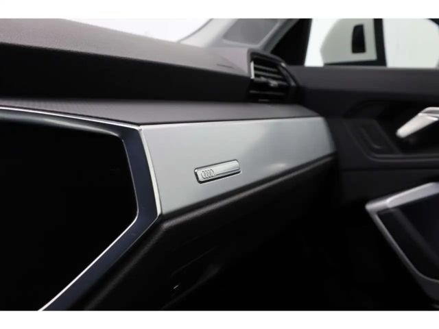 Audi Q3 35 TFSI S-Tronic