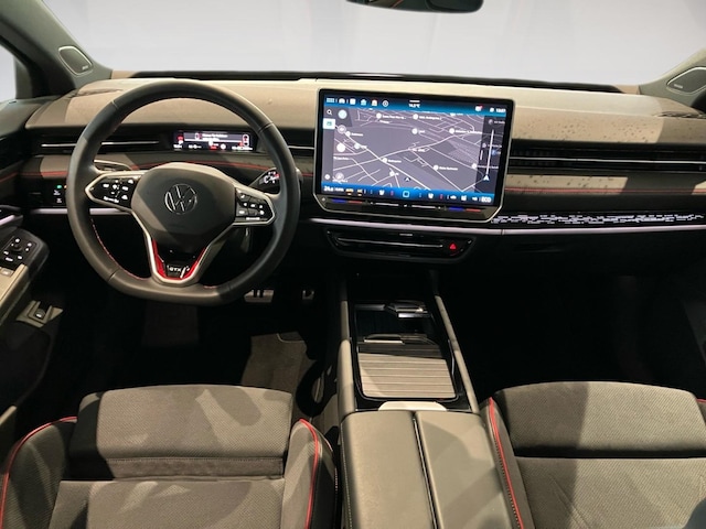 Volkswagen ID.7 340PS 4M NP.81T ACC.5J-G.WÄRMEPUMPE.AHK.AREA-VIEW.NAVI.HARMAN.HUD.PANO