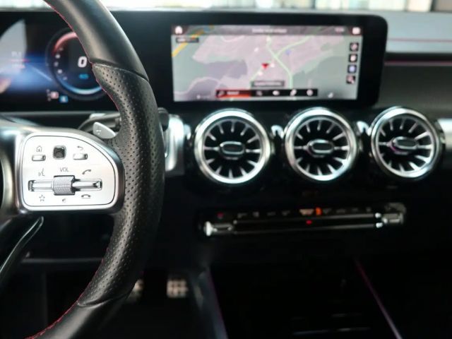 Mercedes-Benz EQB 350 4MATIC AMG Line