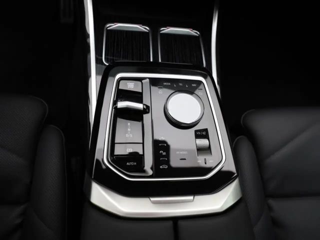 BMW 740 M-Sport Sedan