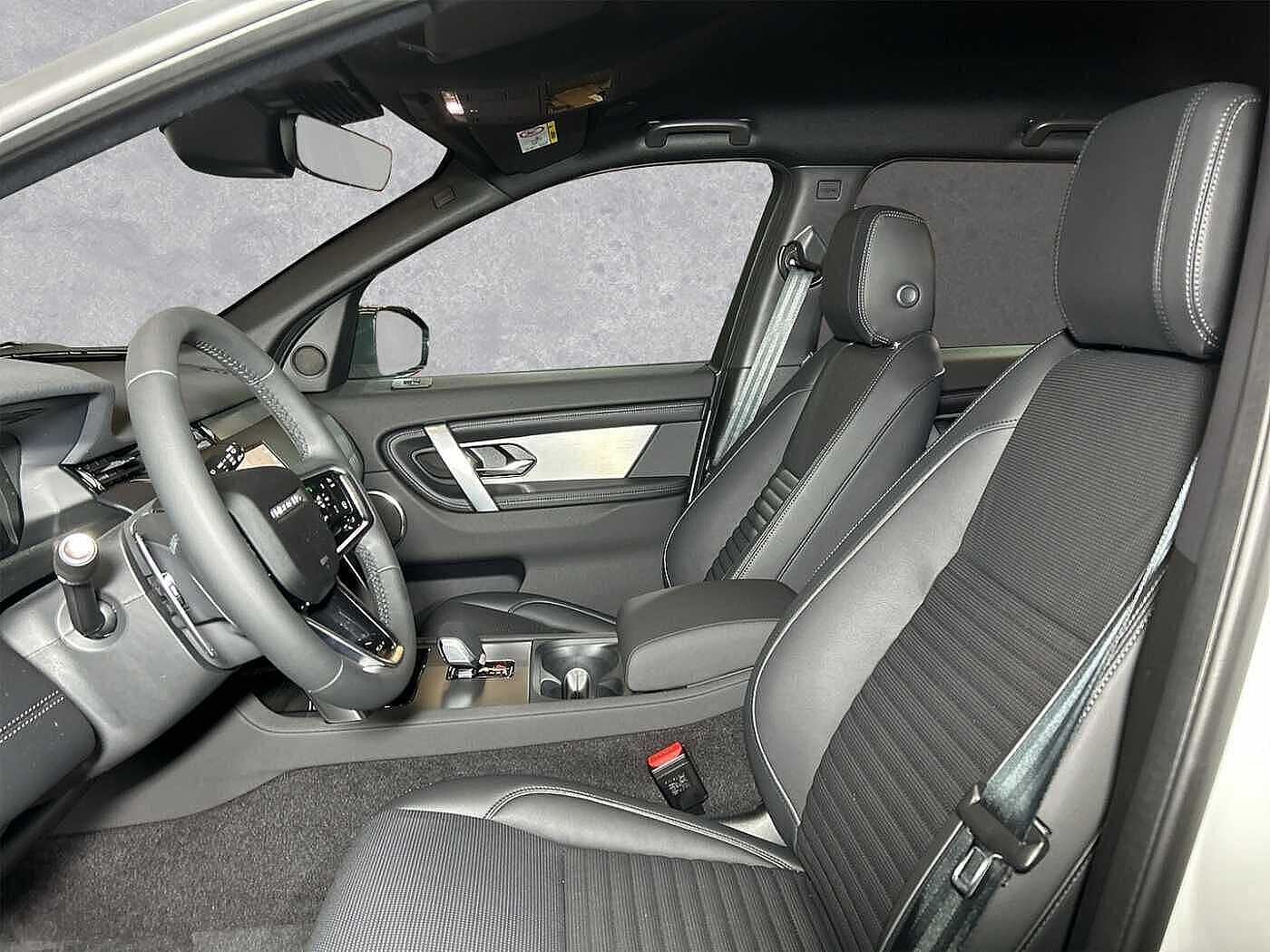 Land Rover Discovery Sport D200 Dynamic SE