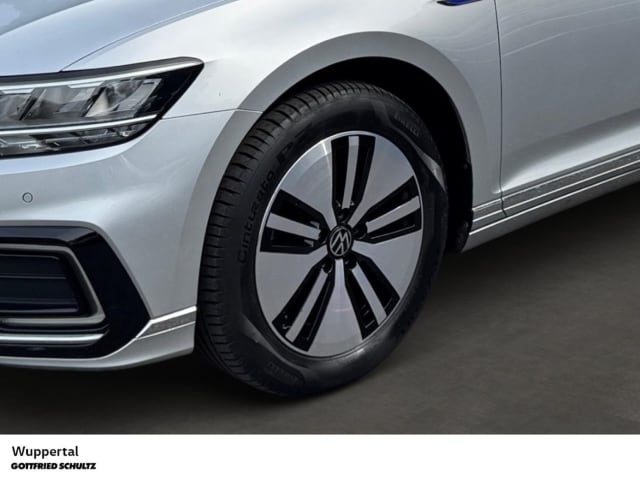 Volkswagen Passat DSG GTE Variant