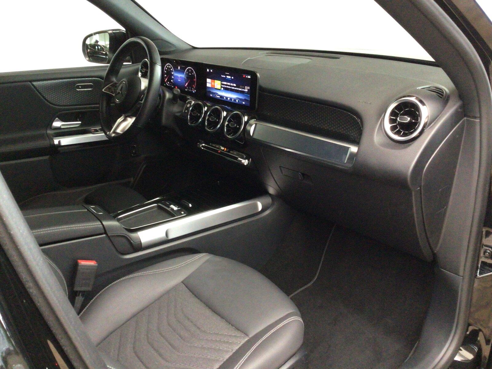 Mercedes-Benz GLB 200 4MATIC GLB 200 d Progressive