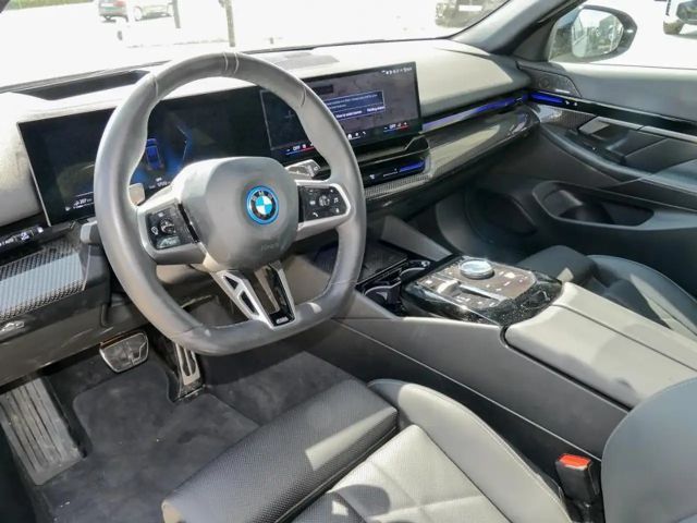 BMW 530 530e M-Sport Touring