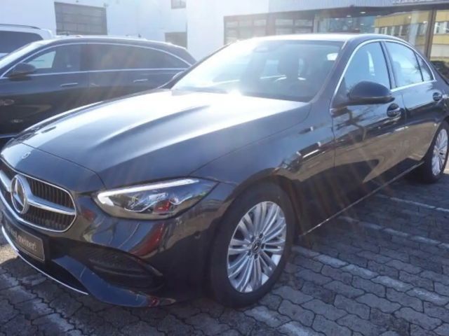 Mercedes-Benz C 180 AVANTGARDE Sedan