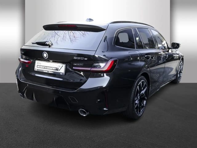 BMW 330 330e M-Sport Touring xDrive