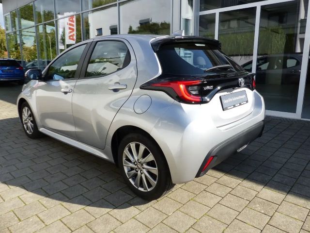 Toyota Yaris Hatchback Team D