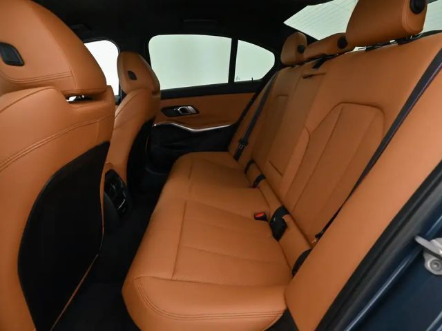 BMW 330 330e Sedan xDrive