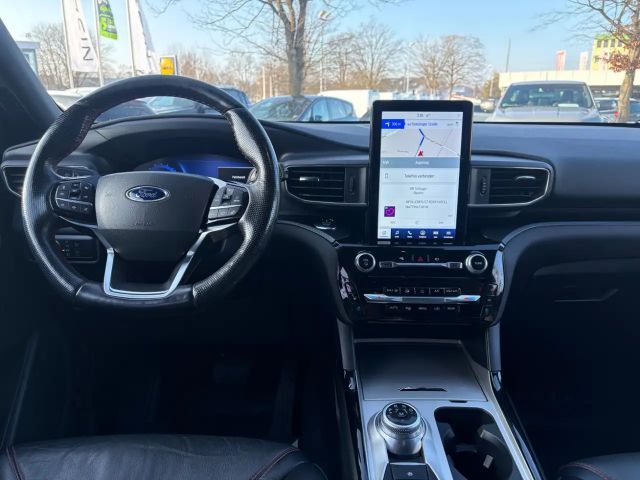 Ford Explorer Plug in Hybrid ST Line