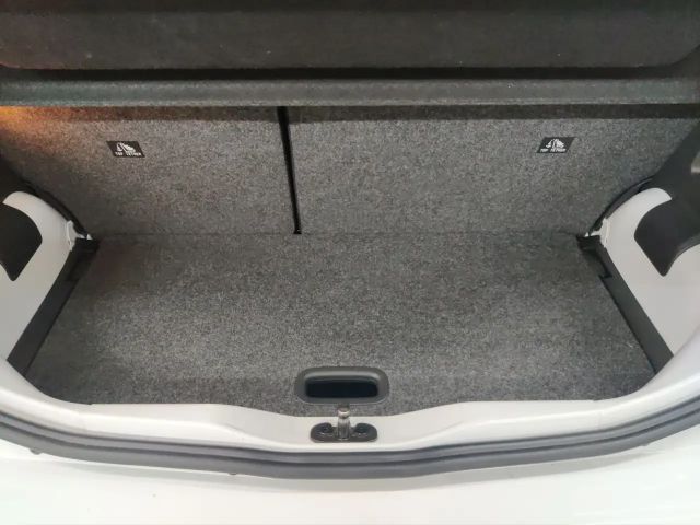 Volkswagen up! Style