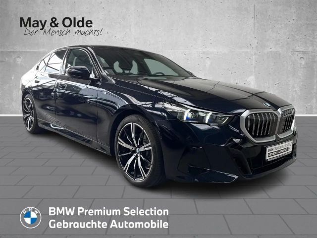 BMW 520 520i M-Sport Sedan