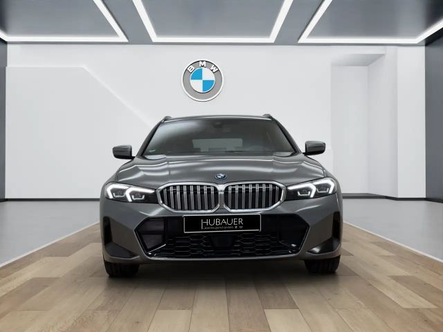 BMW 330 330e Touring