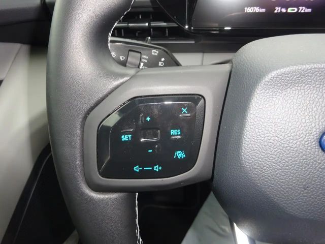 Ford Explorer Extended range RWD