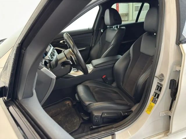 BMW 330 330e M-Sport Touring