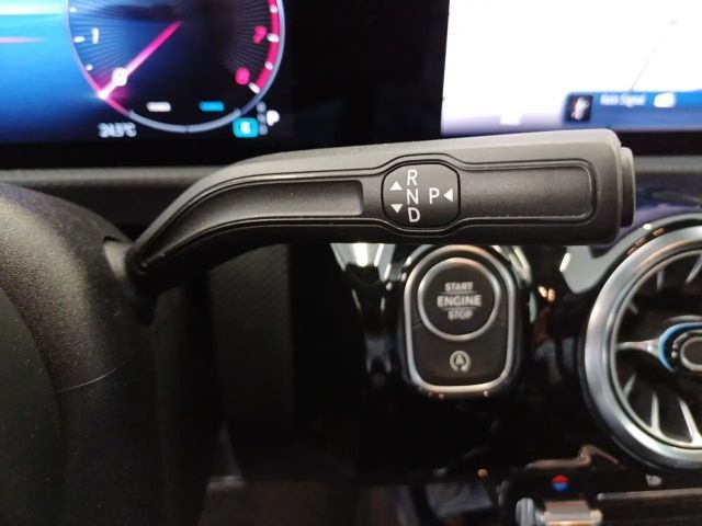 Mercedes-Benz CLA 200 AMG Line Shooting Brake