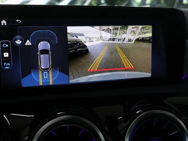 Mercedes-Benz A 200 AMG Line