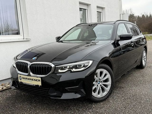 BMW 320 320d Touring xDrive