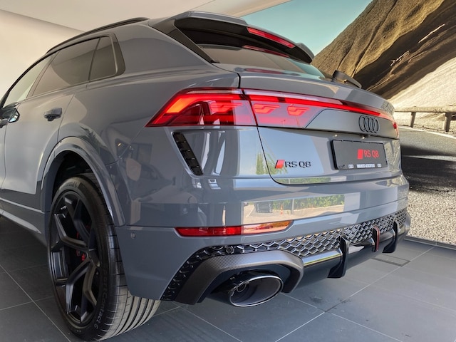 Audi RS Q8 Performance Quattro