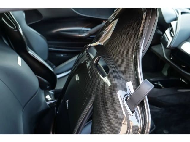 Ferrari SF90 Stradale