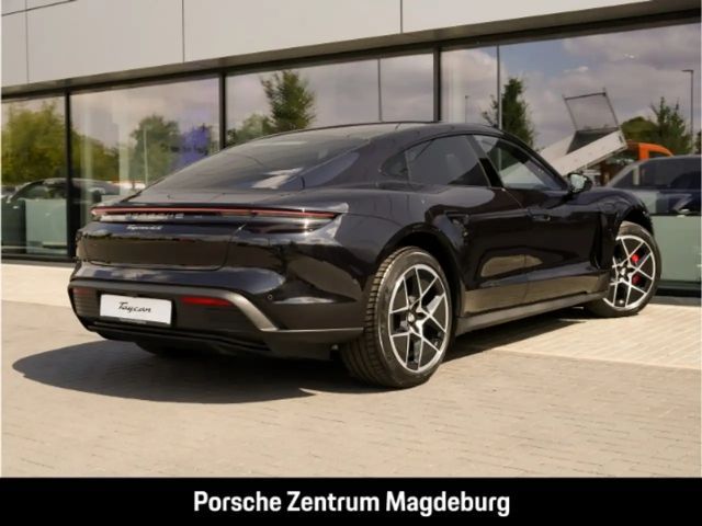 Porsche Taycan 4S