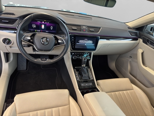 Skoda Superb 2.0 TDI Combi