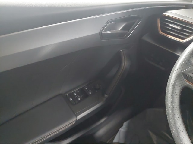 Cupra Leon 1.5 eTSI LED+NAVI+FULL LINK+PARKLENK+ACC