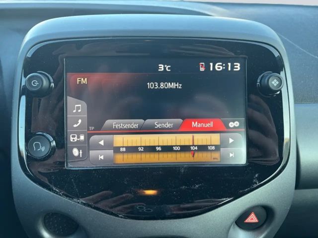 Toyota Aygo Hatchback Play Team D X-play