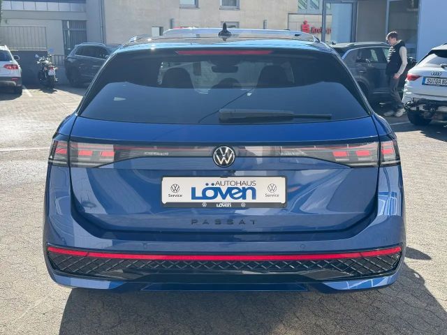 Volkswagen Passat 2.0 TSI DSG R-Line