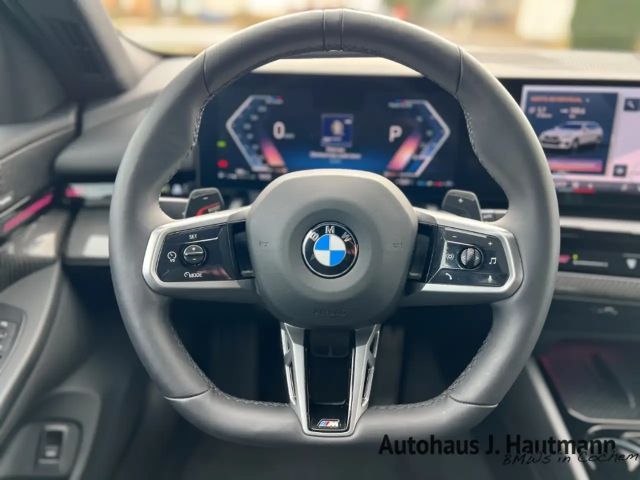 BMW 520 520d M-Sport Touring