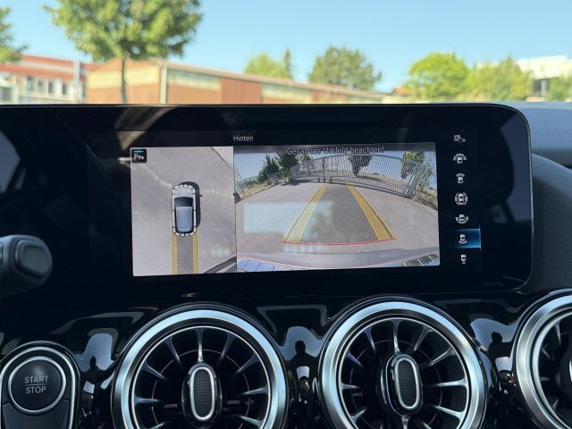 Mercedes-Benz EQA 300 4MATIC