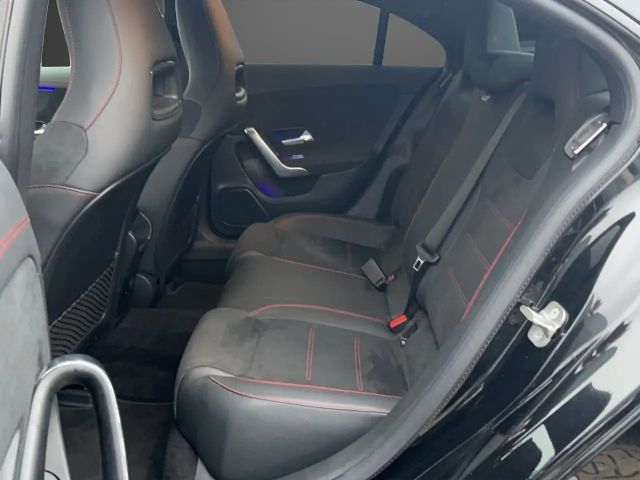 Mercedes-Benz CLA 250 AMG Line Coupé