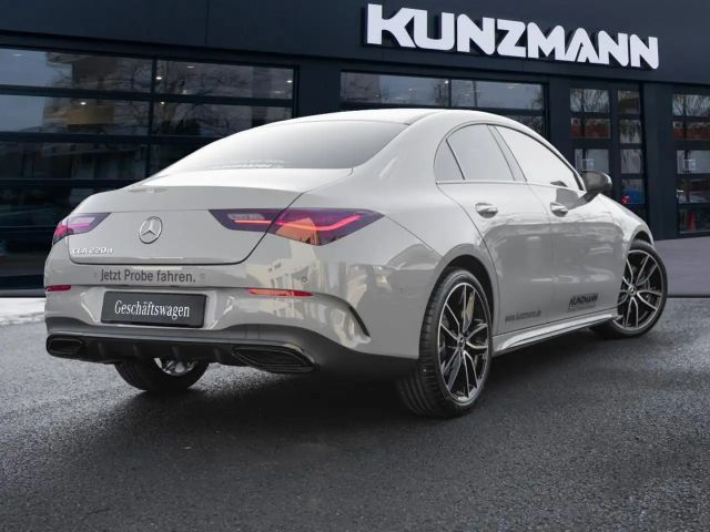 Mercedes-Benz CLA 220 AMG Line CLA 220 d Coupé