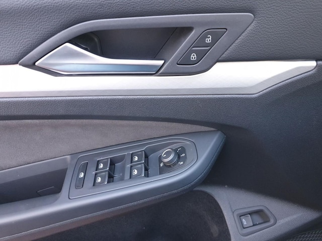 Volkswagen Golf 2.0 TDI DSG Life Variant