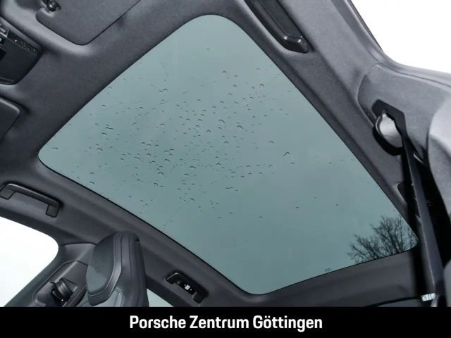 Porsche Taycan Performance Plus