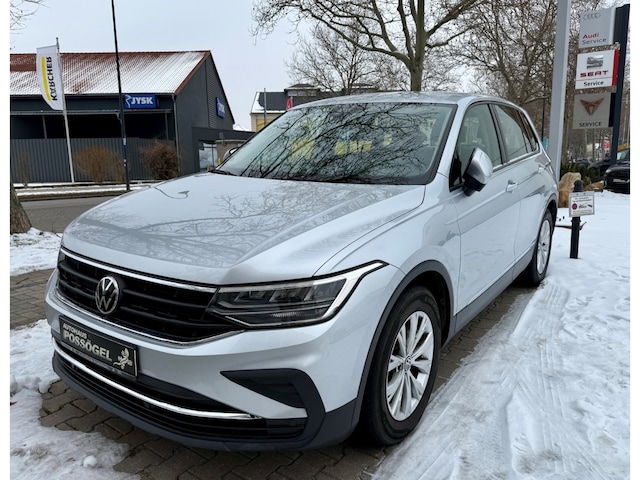Volkswagen Tiguan Basis LED Musikstreaming DAB SHZ Spurhalteass. PDC