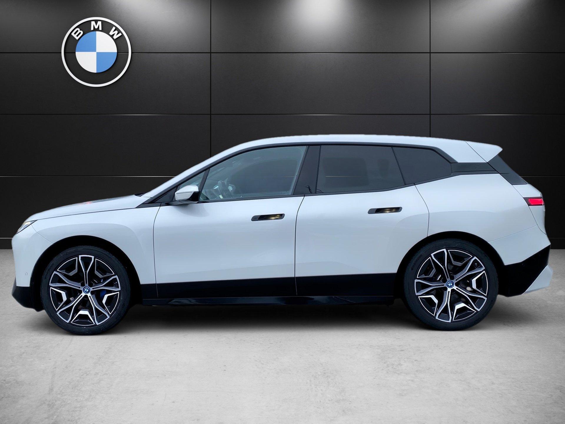 BMW iX xDrive40