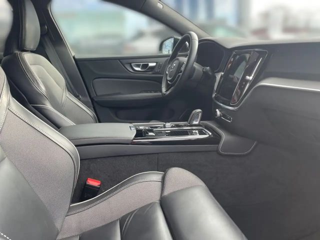 Volvo V60 AWD Geartronic Recharge T6