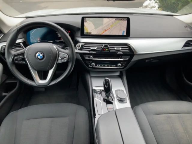 BMW 520 520d Sedan