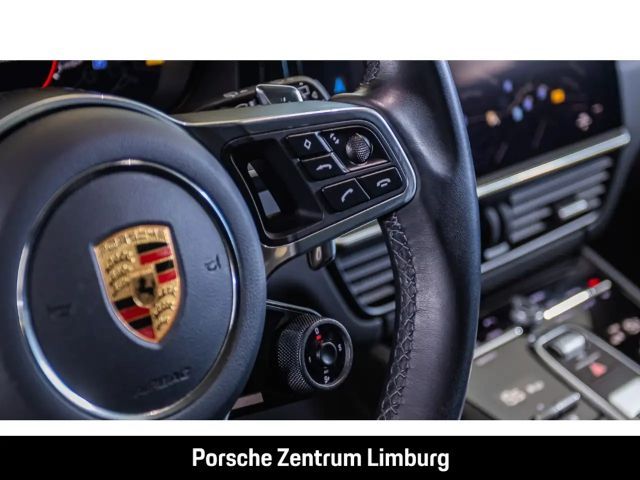 Porsche Cayenne Platinum Edition S